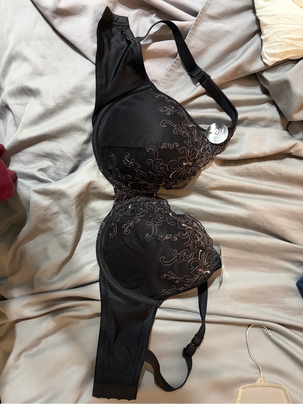 Black Embroidered Underwire T-Shirt Bra